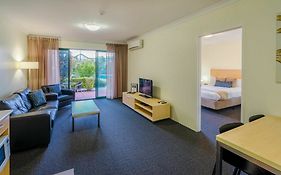 Perth Ascot Central Apartment Hotel Official